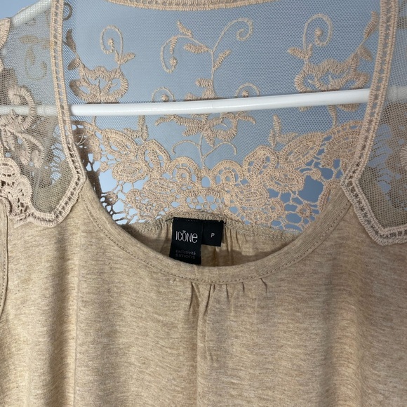 Simons Icone sleeveless sweater lace top 100% cotton - Picture 3 of 7